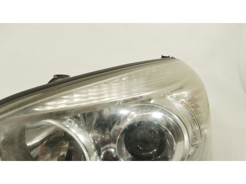 Recambio de faro derecho para toyota rav 4 iii (_a3_) 2.2 d 4wd (ala30_) referencia OEM IAM 8113042311  