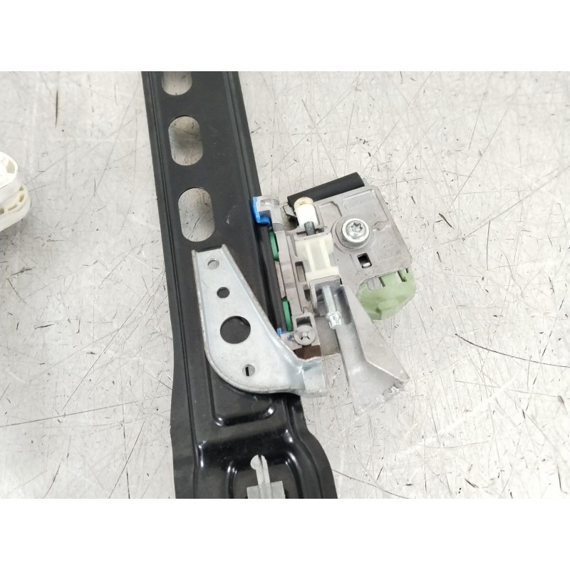 Recambio de elevalunas trasero derecho para mercedes-benz cls (c219) cls 350 (219.357) referencia OEM IAM A2197301046 0130821432