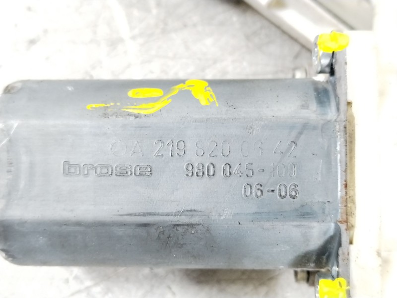 Recambio de elevalunas trasero derecho para mercedes-benz cls (c219) cls 350 (219.357) referencia OEM IAM A2197301046 0130821432