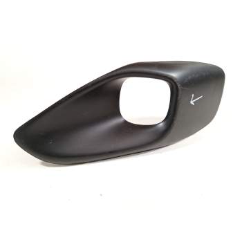 REJILLA PARAGOLPES IZQUIERDA 9800978277 6930028200 