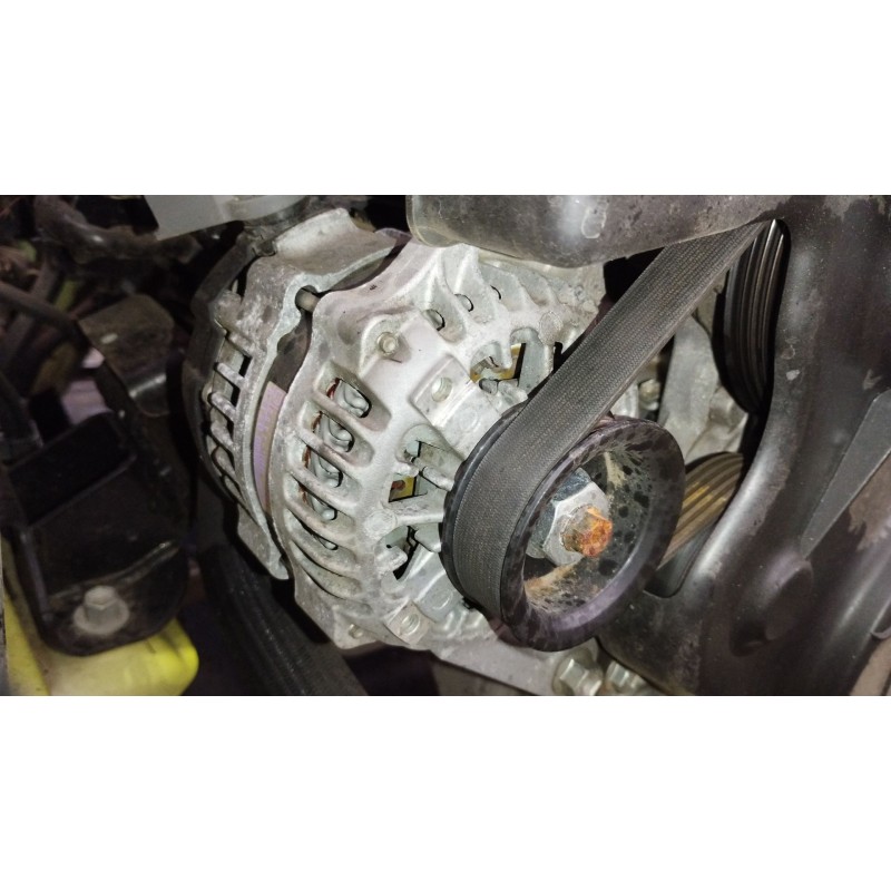 Recambio de alternador para suzuki jimny todo terreno, cerrada (a6g) 1.5 allgrip referencia OEM IAM 3140081P0 1042112300 