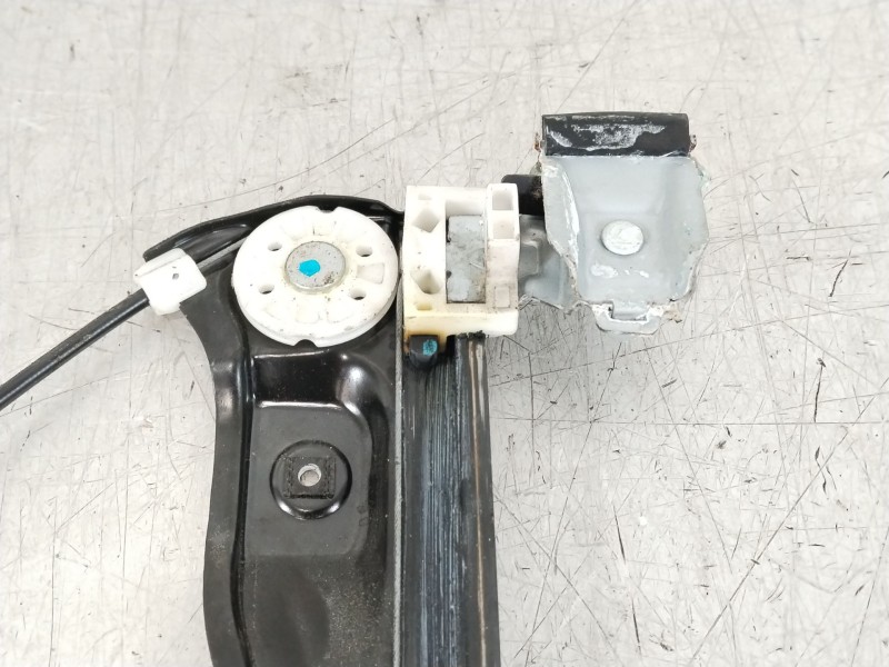 Recambio de elevalunas delantero izquierdo para chevrolet cruze (j300) 1.6 referencia OEM IAM 95226745  