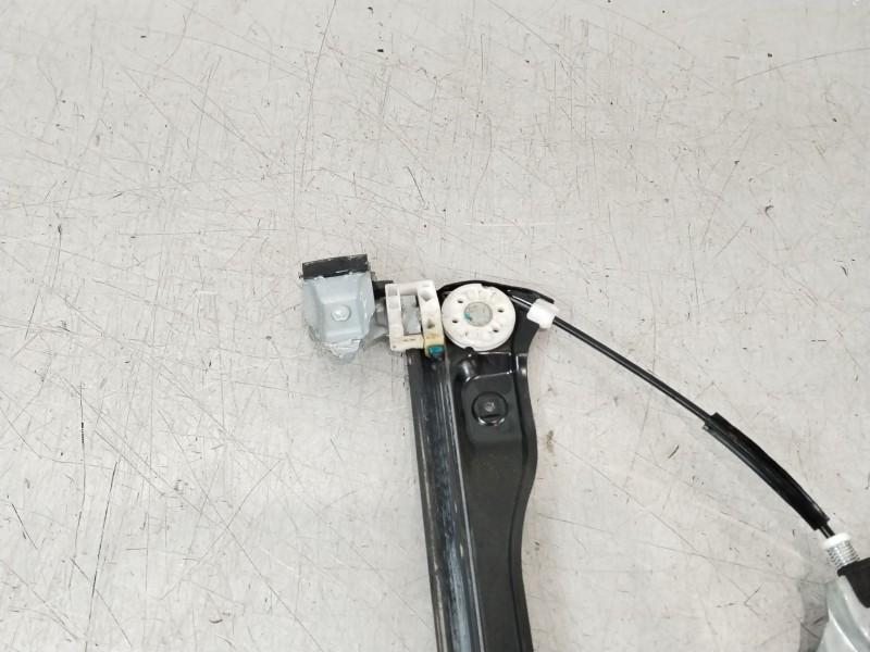 Recambio de elevalunas delantero derecho para chevrolet cruze (j300) 1.6 referencia OEM IAM 95226746  