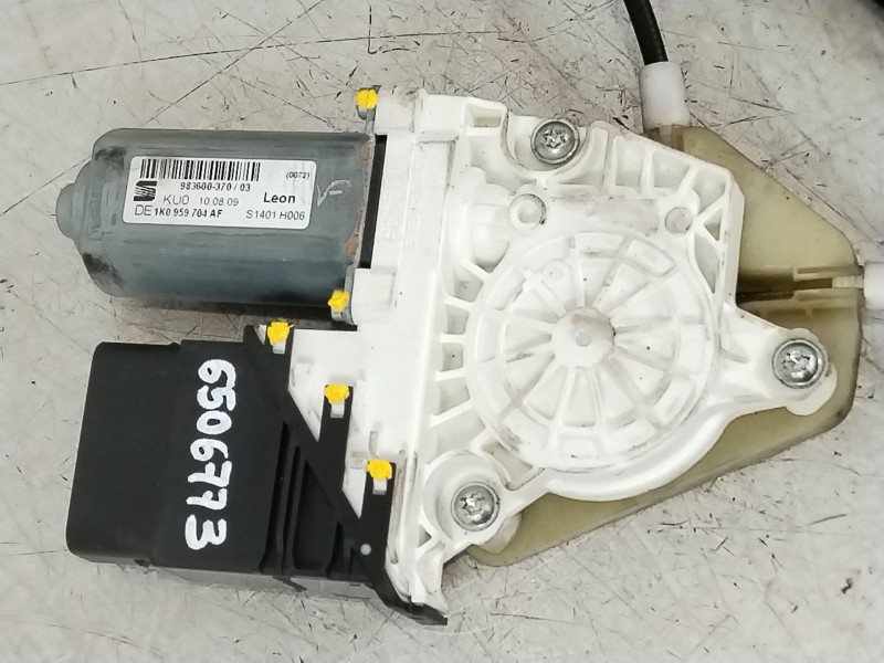 Recambio de elevalunas trasero derecho para seat leon (1p1) 2.0 tdi 16v referencia OEM IAM 1P0839462A 1K0959704AF 