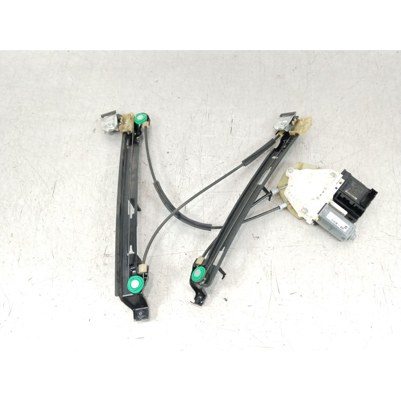 Recambio de elevalunas delantero derecho para seat leon (1p1) 2.0 tdi 16v referencia OEM IAM 1P0837402J 1T0959702L 1K0959792P