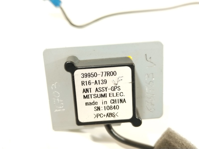 Recambio de antena para suzuki jimny todo terreno, cerrada (a6g) 1.5 allgrip referencia OEM IAM 3995077R00  