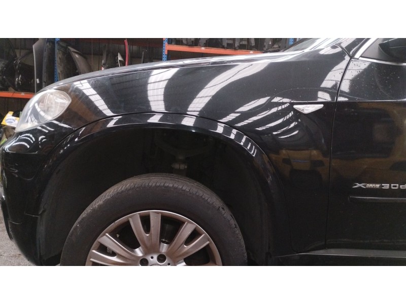Recambio de aleta delantera izquierda para bmw x5 (e70) xdrive 30 d referencia OEM IAM   