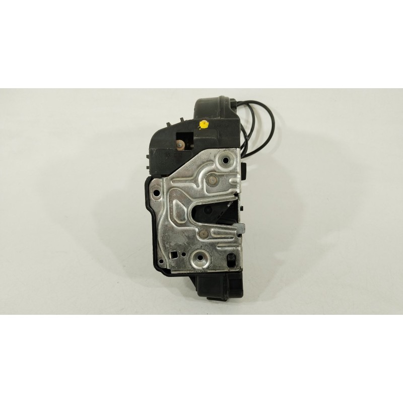 Recambio de cerradura puerta trasera derecha para mercedes-benz cls (c219) cls 350 (219.357) referencia OEM IAM A2197300235  