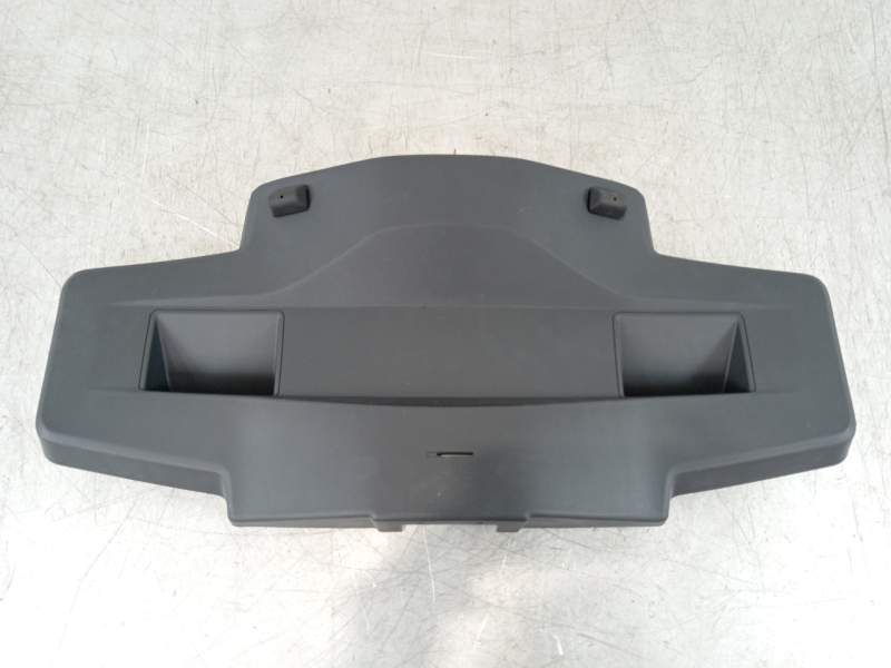 GUARNECIDO PORTON TRASERO 6F0867601 