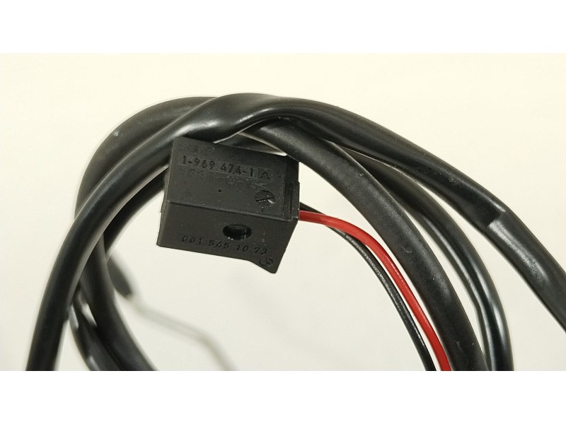 Recambio de cerradura puerta delantera derecha para mercedes-benz cls (c219) cls 350 (219.357) referencia OEM IAM A2197200435  