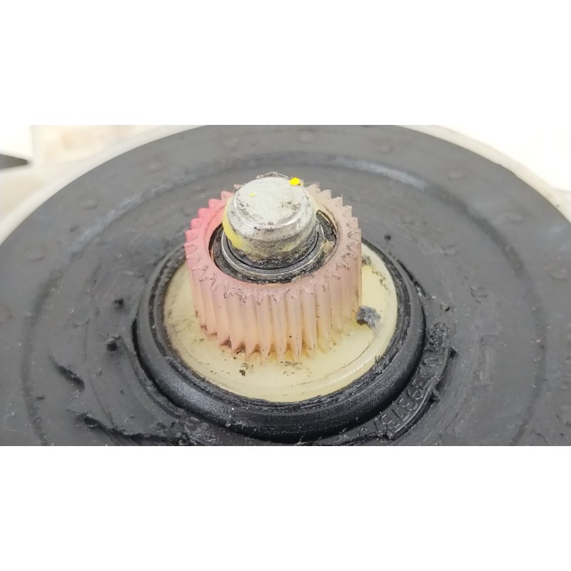 Recambio de motor elevalunas delantero izquierdo para bmw x3 (e83) 2.0d referencia OEM IAM 6925963 S007083005 0130822223