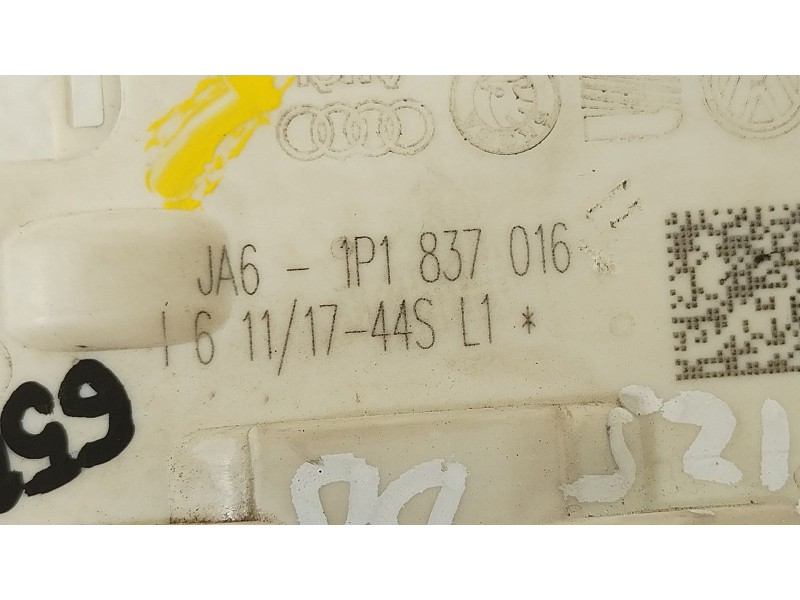 Recambio de cerradura puerta delantera derecha para seat leon (1p1) 2.0 tdi 16v referencia OEM IAM 1P1837016  
