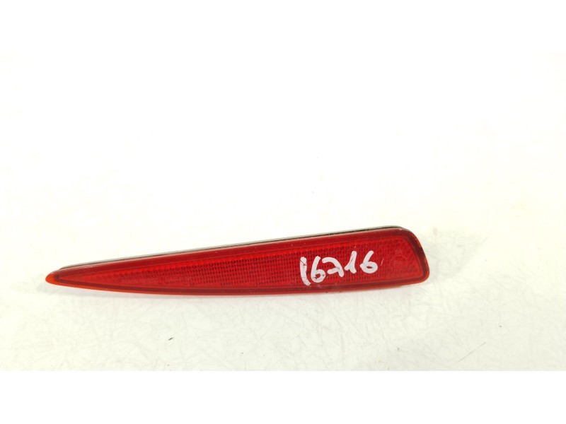 Recambio de piloto trasero izquierdo paragolpes para toyota auris (_e18_) 1.4 d-4d (nde180_) referencia OEM IAM 8192002090  