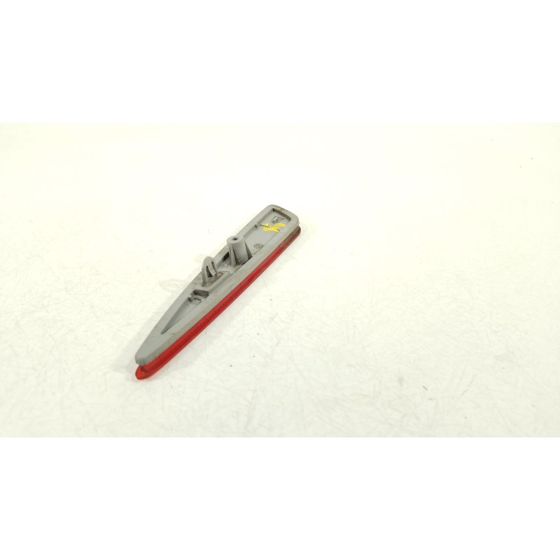 Recambio de piloto trasero izquierdo paragolpes para toyota auris (_e18_) 1.4 d-4d (nde180_) referencia OEM IAM 8192002090  