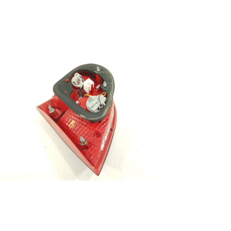 Recambio de piloto trasero izquierdo en porton para kia venga (yn) 1.4 cvvt referencia OEM IAM 924051P000  