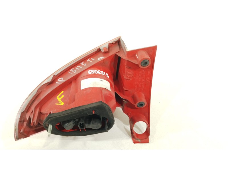 Recambio de piloto trasero izquierdo para seat leon (1p1) 2.0 tdi 16v referencia OEM IAM 1P0945111D  