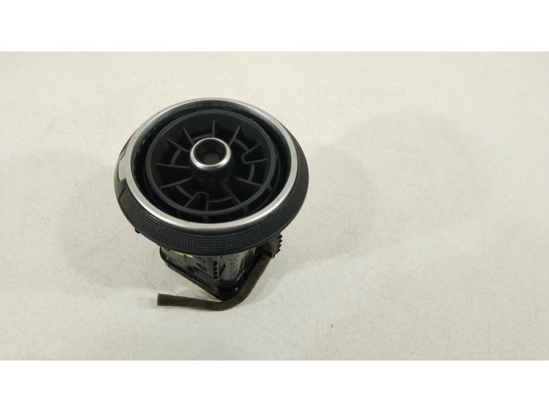 Recambio de rejilla aireadora para audi q2 (gab, gag) 35 tfsi referencia OEM IAM 81A820901E  