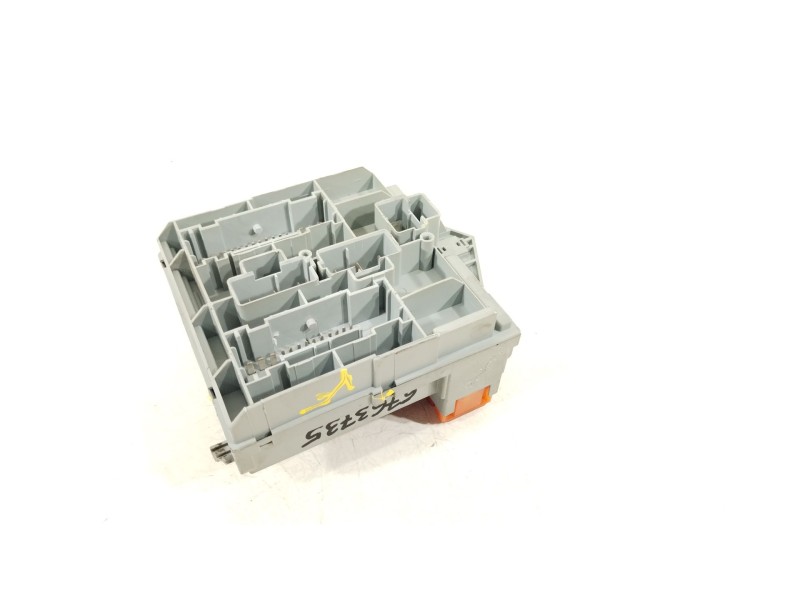 Recambio de caja reles / fusibles para fiat bravo ii (198_) 1.9 d multijet (198axb1a) referencia OEM IAM 51775688  