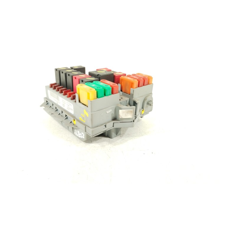 Recambio de caja reles / fusibles para fiat bravo ii (198_) 1.9 d multijet (198axb1a) referencia OEM IAM 51775688  