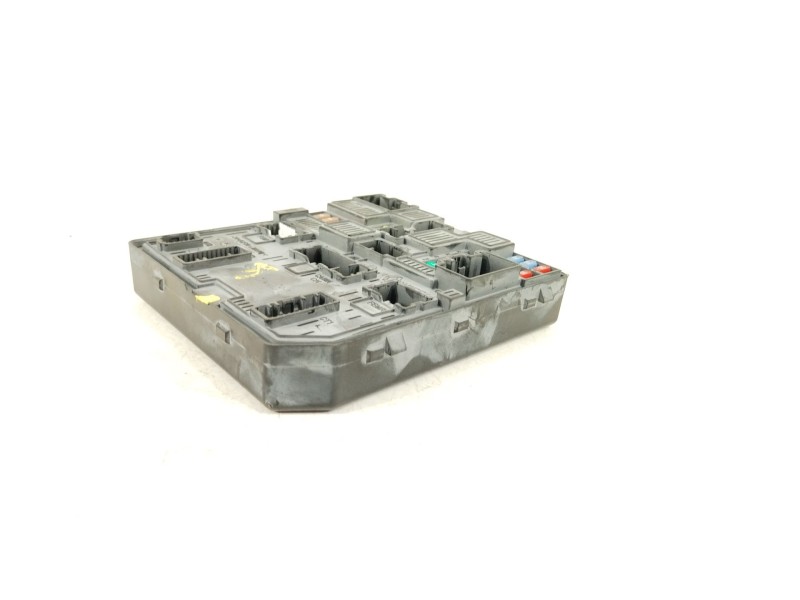 Recambio de caja reles / fusibles para renault kadjar (ha_, hl_) 1.6 dci 130 4x4 referencia OEM IAM 284B69501R  