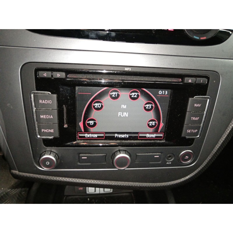Recambio de sistema audio / radio cd para seat leon (1p1) 2.0 tdi 16v referencia OEM IAM 5P0035191C 7612032059 