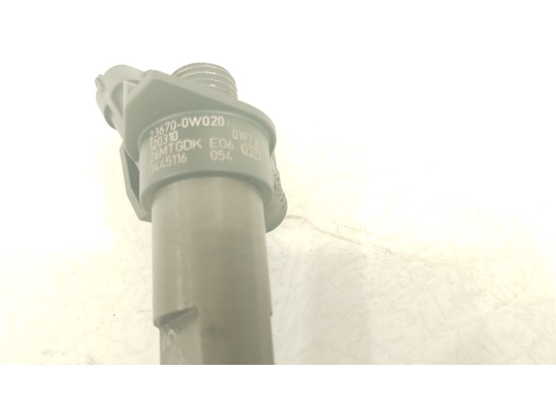 Recambio de inyector para toyota auris (_e15_) 1.4 d-4d (nde150_) referencia OEM IAM 236700W020 0445116054 