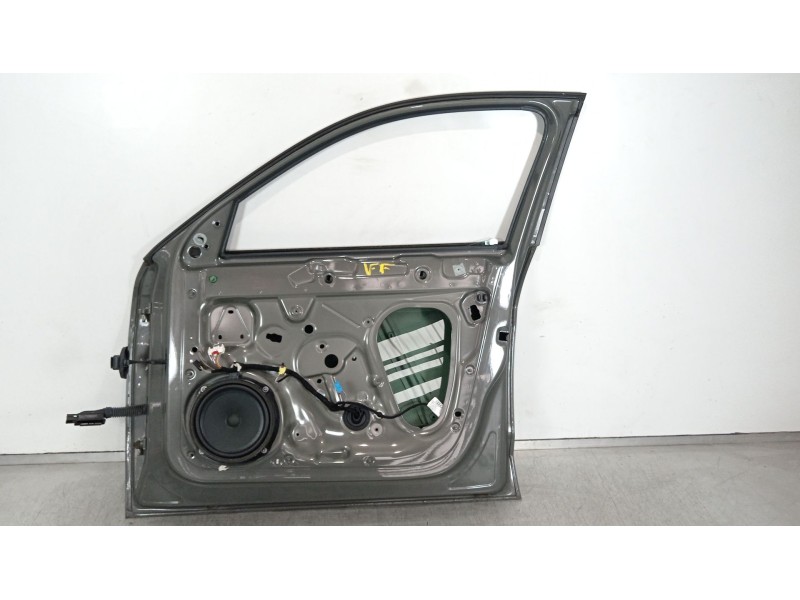 Recambio de puerta delantera derecha para audi a1 sportback (gba) 30 tfsi referencia OEM IAM 82G831052  