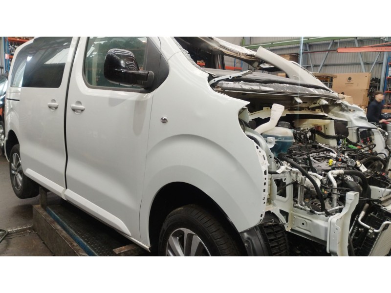 Recambio de aleta delantera derecha para peugeot traveller autobús (v_) 2.0 bluehdi 145 referencia OEM IAM 9808757980  