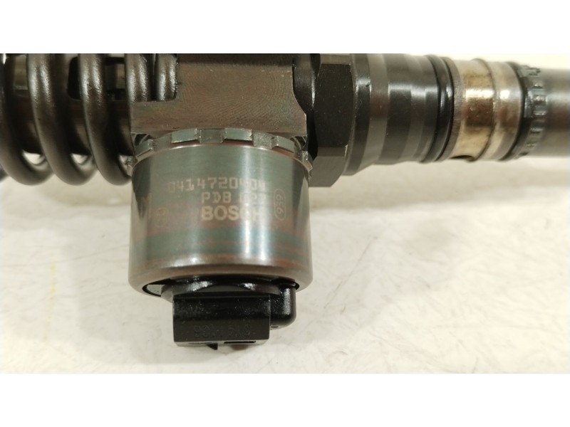 Recambio de inyector para volkswagen golf v (1k1) 2.0 tdi 16v referencia OEM IAM 03G130073G 0414720404 