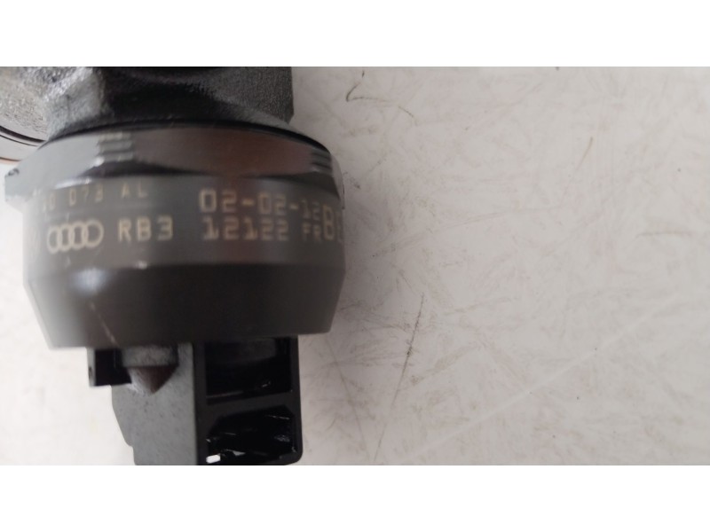 Recambio de inyector para volkswagen golf iv (1j1) 1.9 tdi referencia OEM IAM 038130073AL 0414720039 
