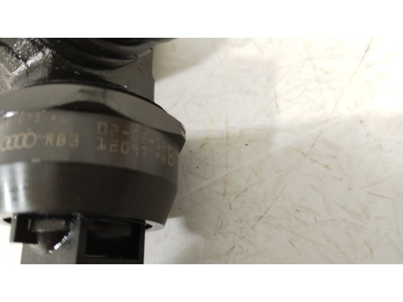Recambio de inyector para volkswagen golf iv (1j1) 1.9 tdi referencia OEM IAM 038130073AL 0414720039 