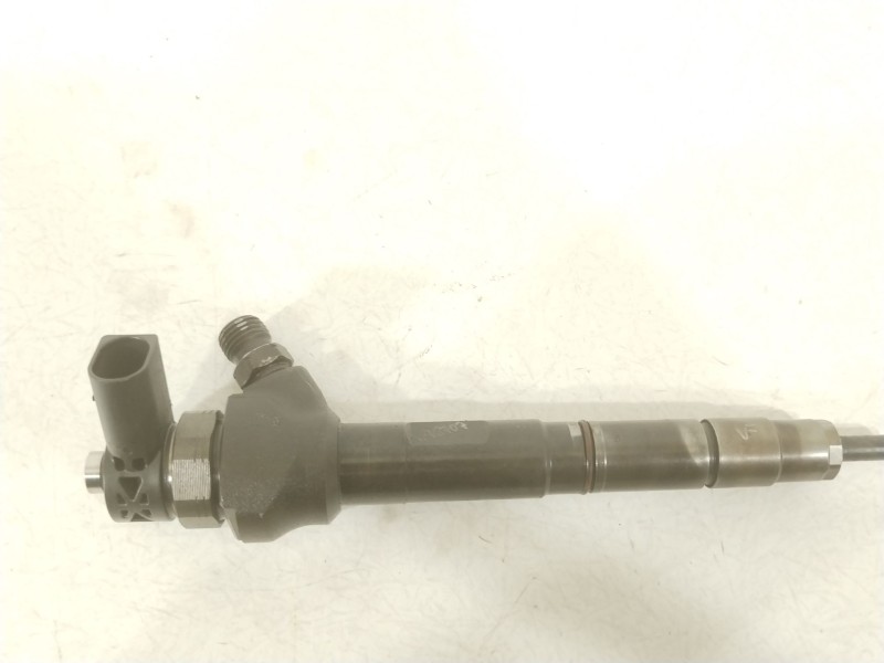 Recambio de inyector para skoda superb ii (3t4) 2.0 tdi 16v referencia OEM IAM 03L130277J 0445110369 