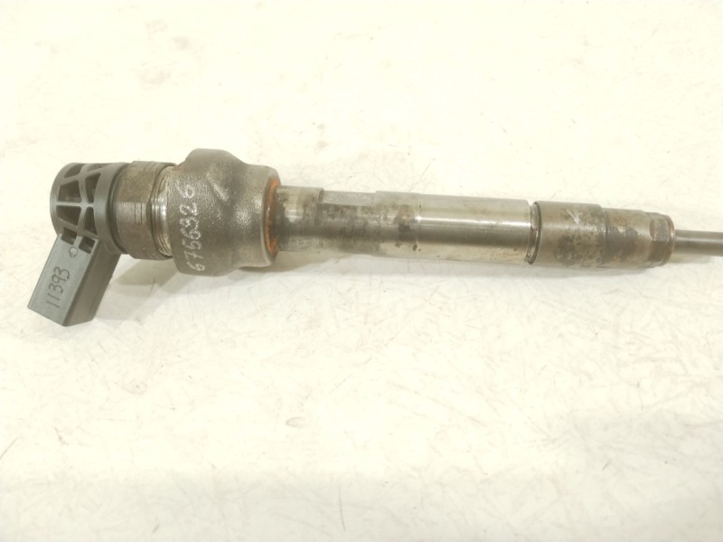 Recambio de inyector para toyota auris active referencia OEM IAM 0445110599 8515060 