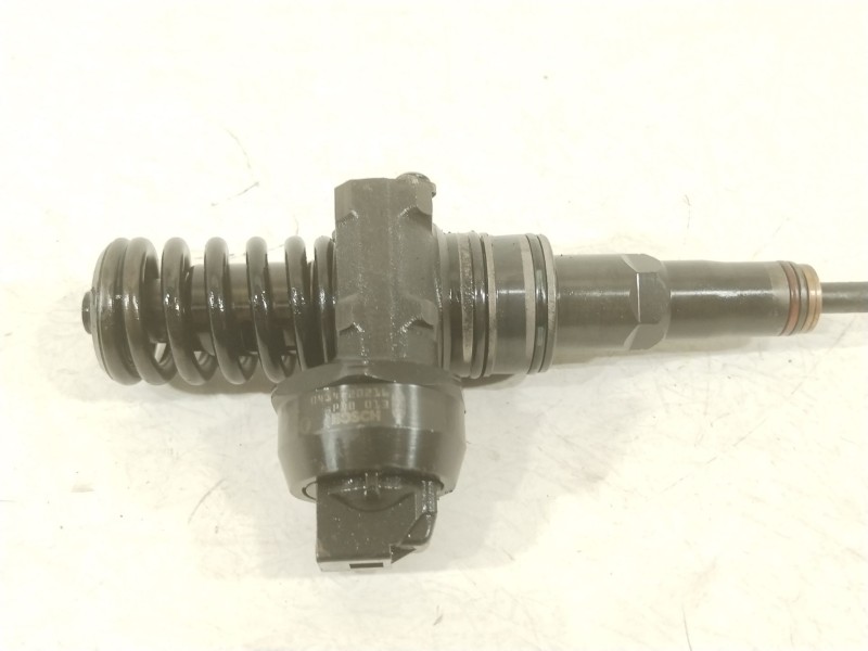Recambio de inyector para audi a4 b6 (8e2) 1.9 tdi quattro referencia OEM IAM 038130073BA 0414720216 