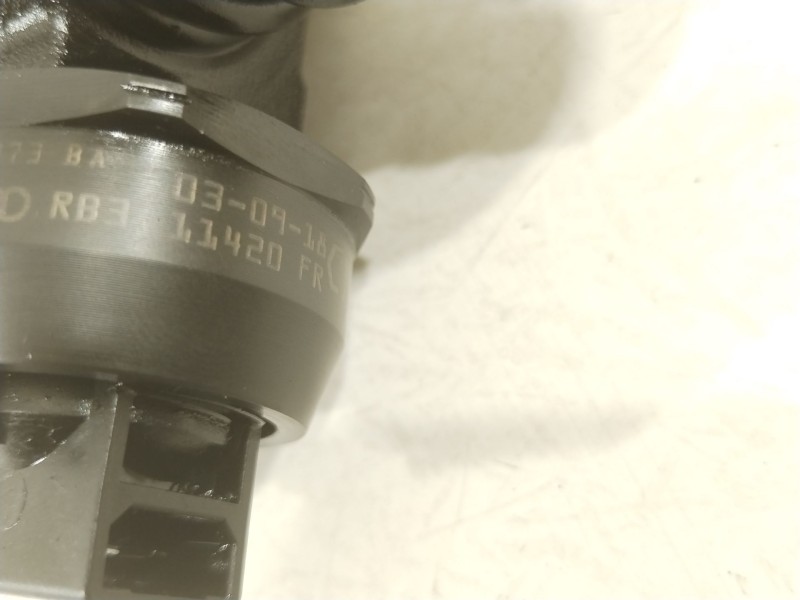 Recambio de inyector para audi a4 b6 (8e2) 1.9 tdi quattro referencia OEM IAM 038130073BA 0414720216 
