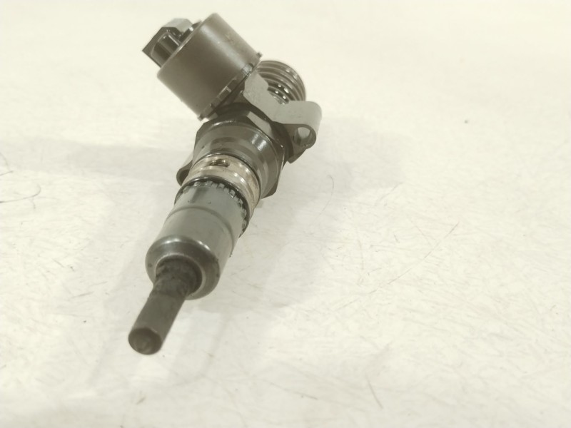 Recambio de inyector para audi a3 sportback (8pa) 2.0 tdi 16v referencia OEM IAM 03G130073G 0414720404 