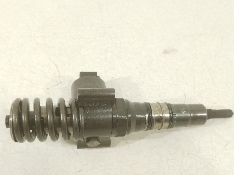 Recambio de inyector para audi a3 sportback (8pa) 2.0 tdi 16v referencia OEM IAM 03G130073G 0414720404 