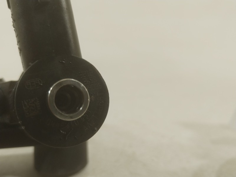 Recambio de inyector para opel astra h (a04) 1.9 cdti (l48) referencia OEM IAM 0445110159  