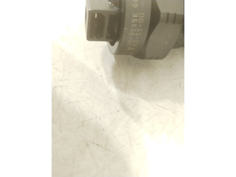 Recambio de inyector para volkswagen passat variant (3b6) comfortline referencia OEM IAM 038130073AA 0414720028 