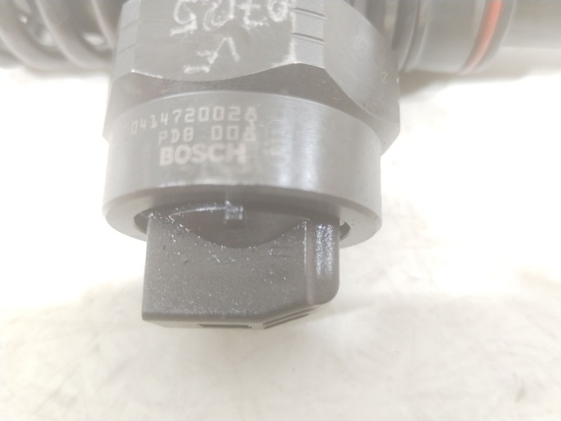 Recambio de inyector para volkswagen passat variant (3b6) comfortline referencia OEM IAM 038130073AA 0414720028 