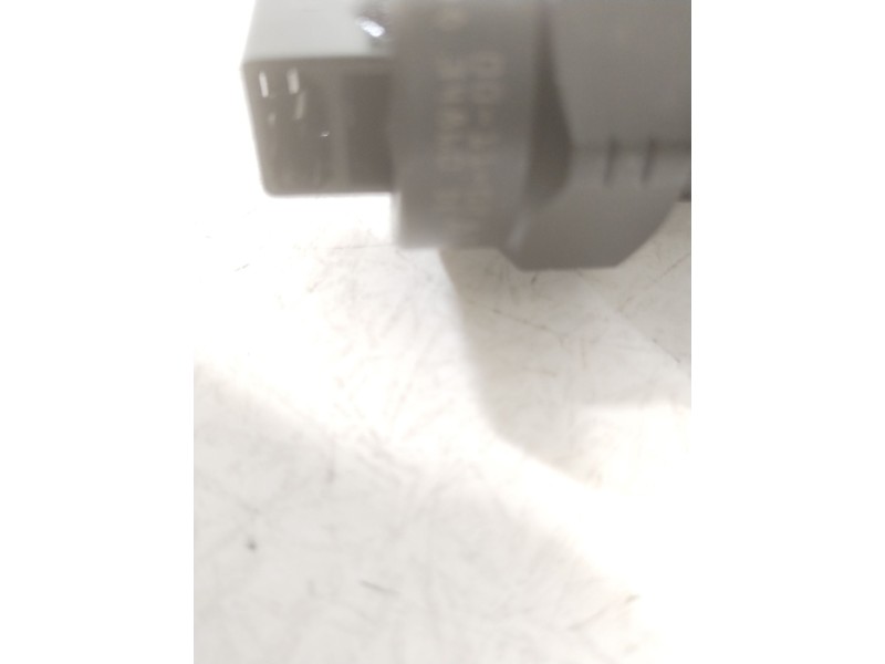 Recambio de inyector para volkswagen passat variant (3b6) comfortline referencia OEM IAM 038130073AA 0414720028 