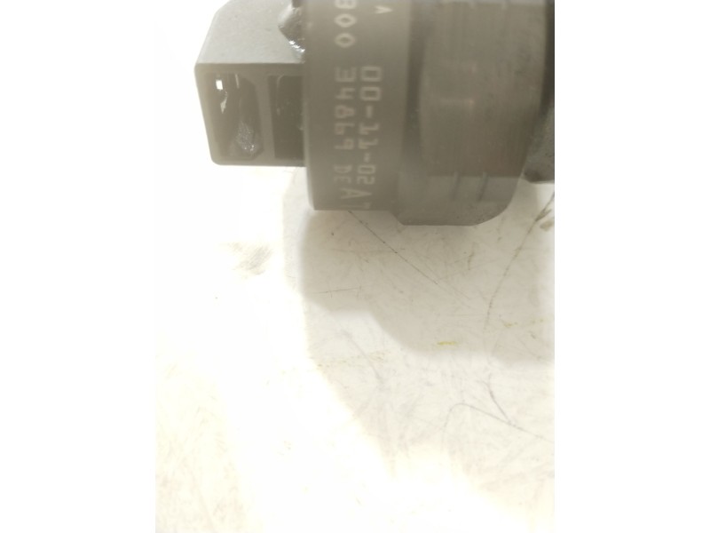 Recambio de inyector para volkswagen passat variant (3b6) comfortline referencia OEM IAM 038130073AA 0414720028 