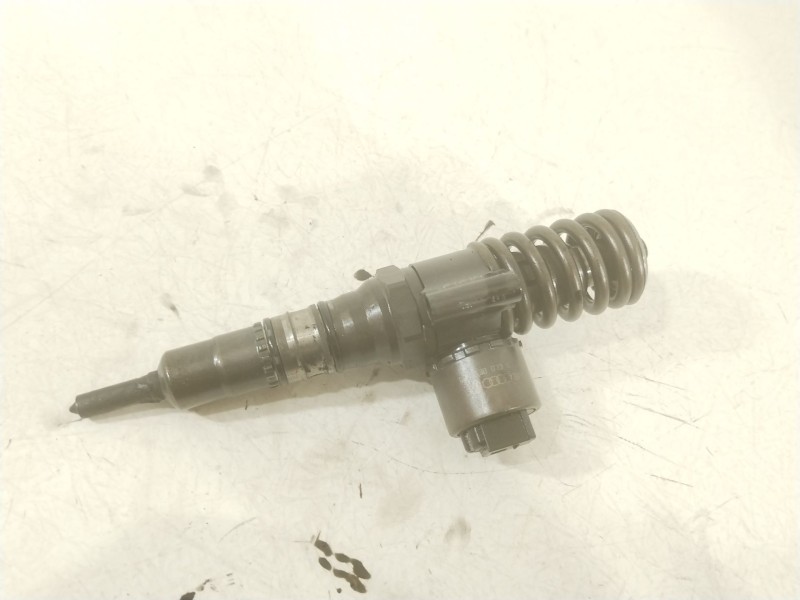 Recambio de inyector para audi a3 sportback (8pa) 2.0 tdi 16v referencia OEM IAM 03G130073G 0414720404 