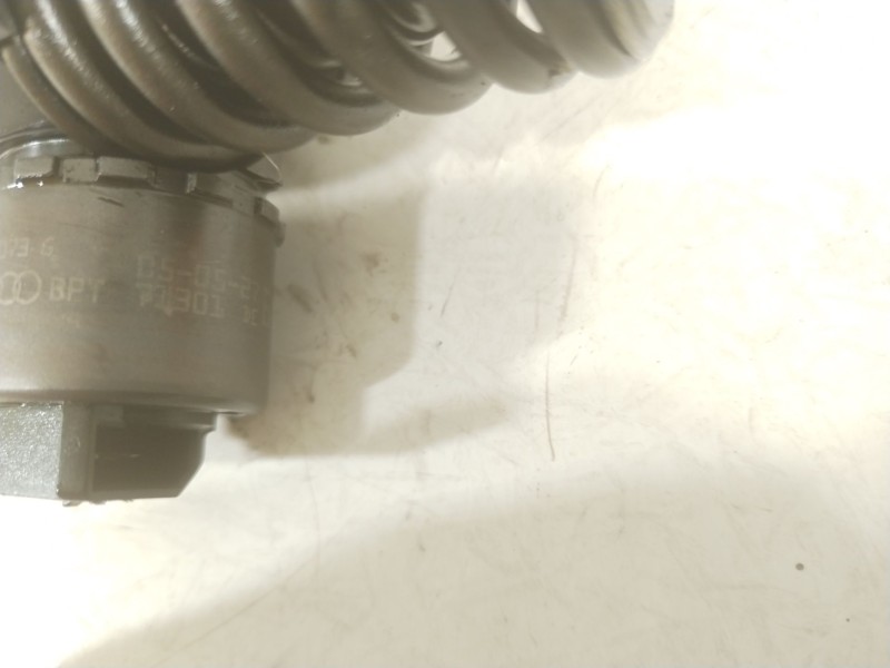 Recambio de inyector para audi a3 sportback (8pa) 2.0 tdi 16v referencia OEM IAM 03G130073G 0414720404 