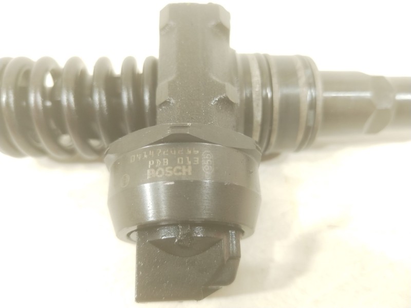 Recambio de inyector para audi a4 b6 (8e2) 1.9 tdi quattro referencia OEM IAM 038130073BA 0414720216 