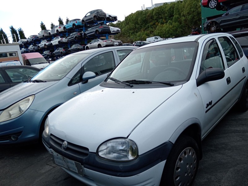 opel corsa b (s93) del año 1996