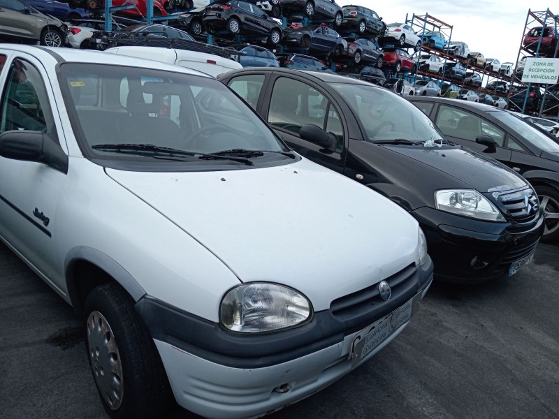 opel corsa b (s93) del año 1996