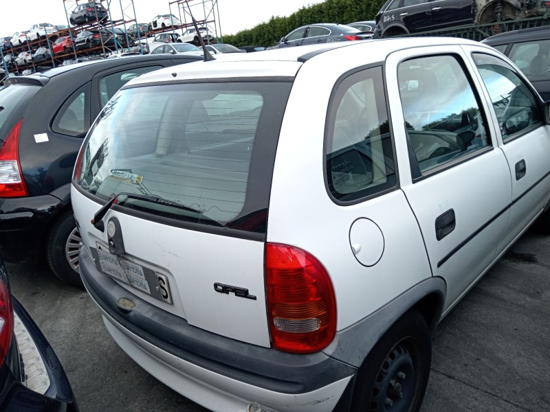 opel corsa b (s93) del año 1996