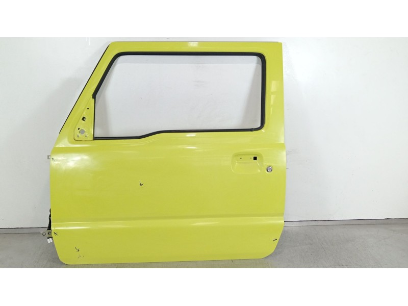 Recambio de puerta delantera izquierda para suzuki jimny todo terreno, cerrada (a6g) 1.5 allgrip referencia OEM IAM 6800277R0100