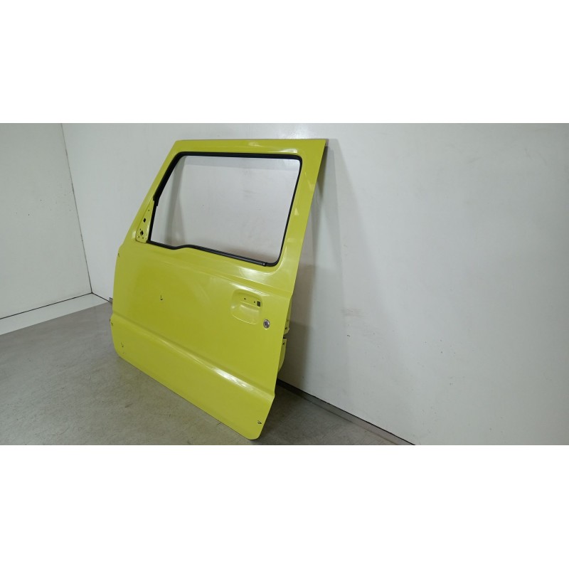 Recambio de puerta delantera izquierda para suzuki jimny todo terreno, cerrada (a6g) 1.5 allgrip referencia OEM IAM 6800277R0100